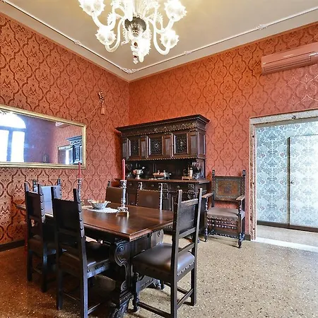 Ca Martinengo Apartmán *