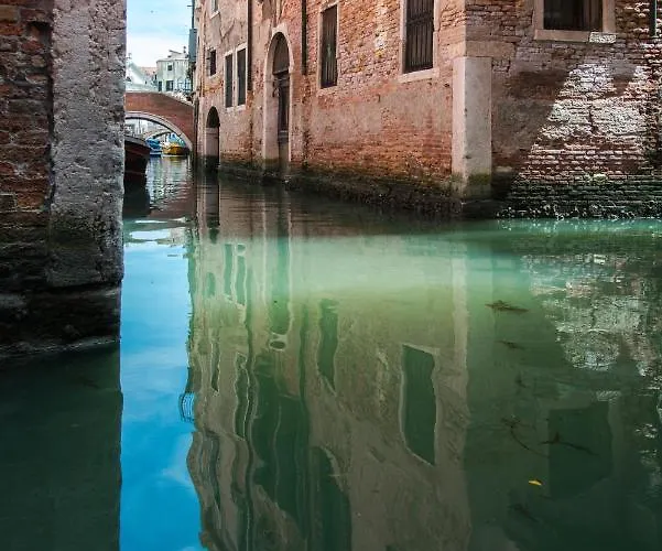 Ca Martinengo Apartmán *