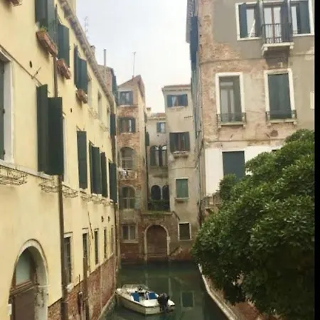 Ca Martinengo Lejlighed *