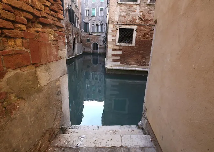 Ca Martinengo Apartman *